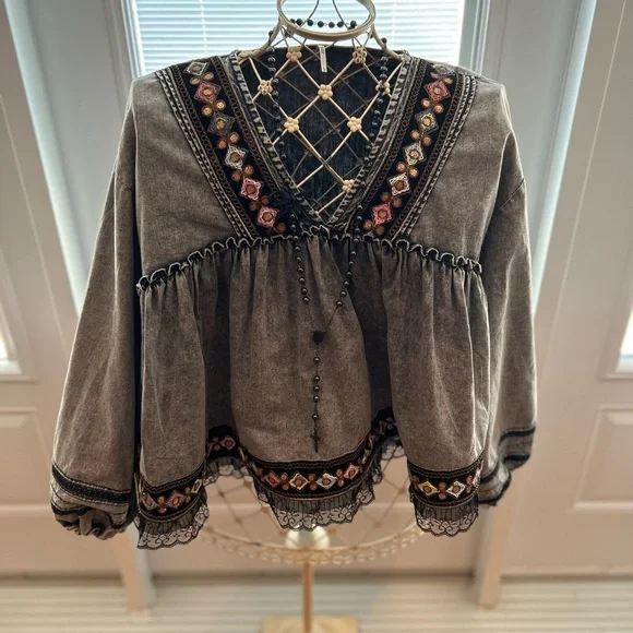 Free people blouse baby doll size large UNIQUE 😉 - Picture 1 of 16